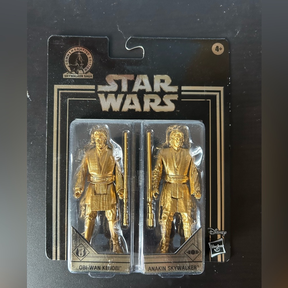 Star Wars Commemorative Edition Obi-Wan Kenobi and Anakin Skywalker Figures